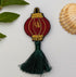 Broche lanterne chinoise brodée main – bijou artisanal Asie rouge perles et fils métalliques – Tawus
