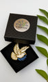 Broche colombe fait main dans son écrin – cadeau original bijou colombe paix oiseau blanc broderie artisanale – Tawus
