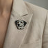 Broche dalmatien brodée à la main portée – accessoire mode chien tacheté artisanal unique – Tawus
