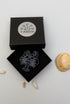 Broche homard bleu fait main dans son écrin – cadeau original bijou grand homard bleu Bretagne broderie artisanale – Tawus