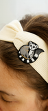 Broche lémurien brodée à la main portée – accessoire mode lémurien Madagascar animal exotique artisanal unique cadeau original – Tawus
