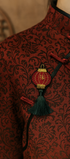 Broche lanterne chinoise brodée à la main portée – accessoire mode Asie festif artisanal unique – Tawus