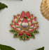 Broche lotus brodée main – bijou artisanal fleur lotus spiritualité éveil bouddhisme yoga perles et fils roses dorés – Tawus
