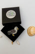 Broche mouette fait main dans son écrin – cadeau original bijou mouette oiseau marin Bretagne broderie artisanale – Tawus