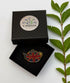 Broche théière So British fait main dans son écrin – cadeau original bijou british tea time broderie artisanale – Tawus