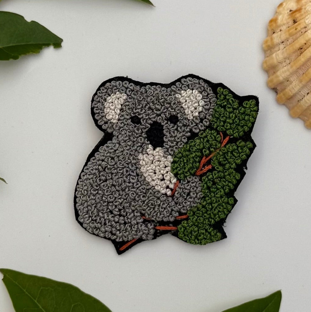 Broche Koala brodée à la main