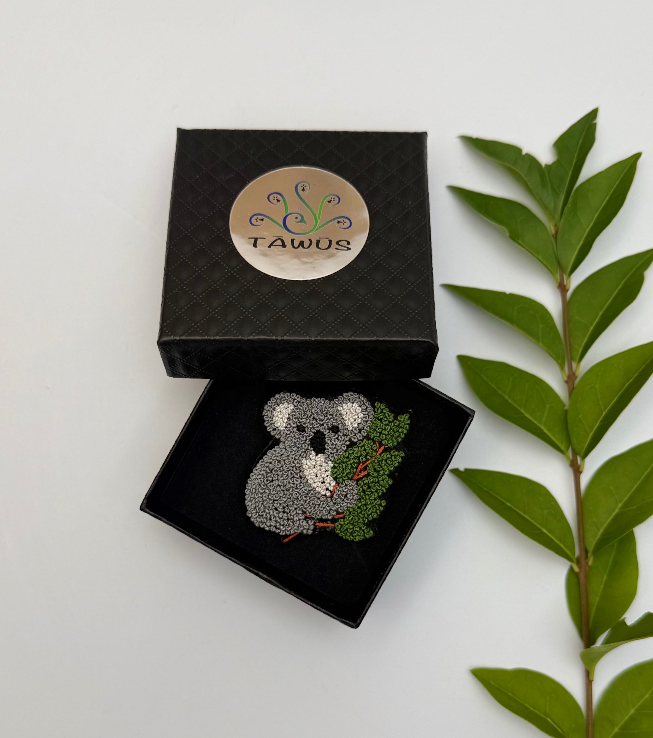Broche Koala brodée à la main