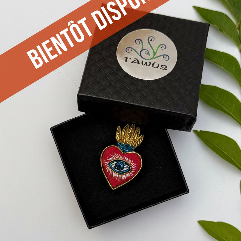 Broche Coeur Ex Voto Oeil Bleu brodée à la main