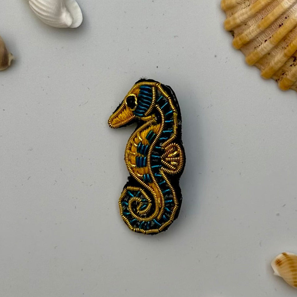 Broche Hippocampe brodée à la main