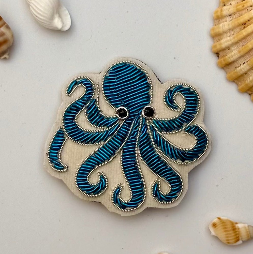 Broche Poulpe brodée à la main