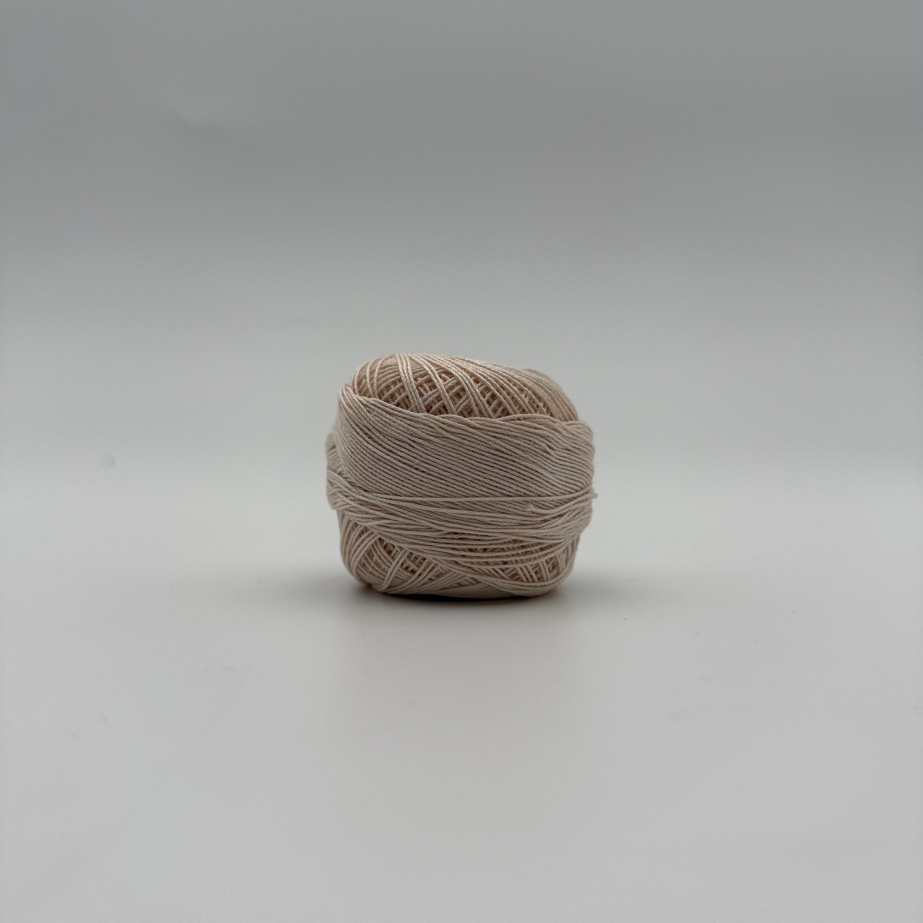Fils coton pour broder ou crocheter A-48