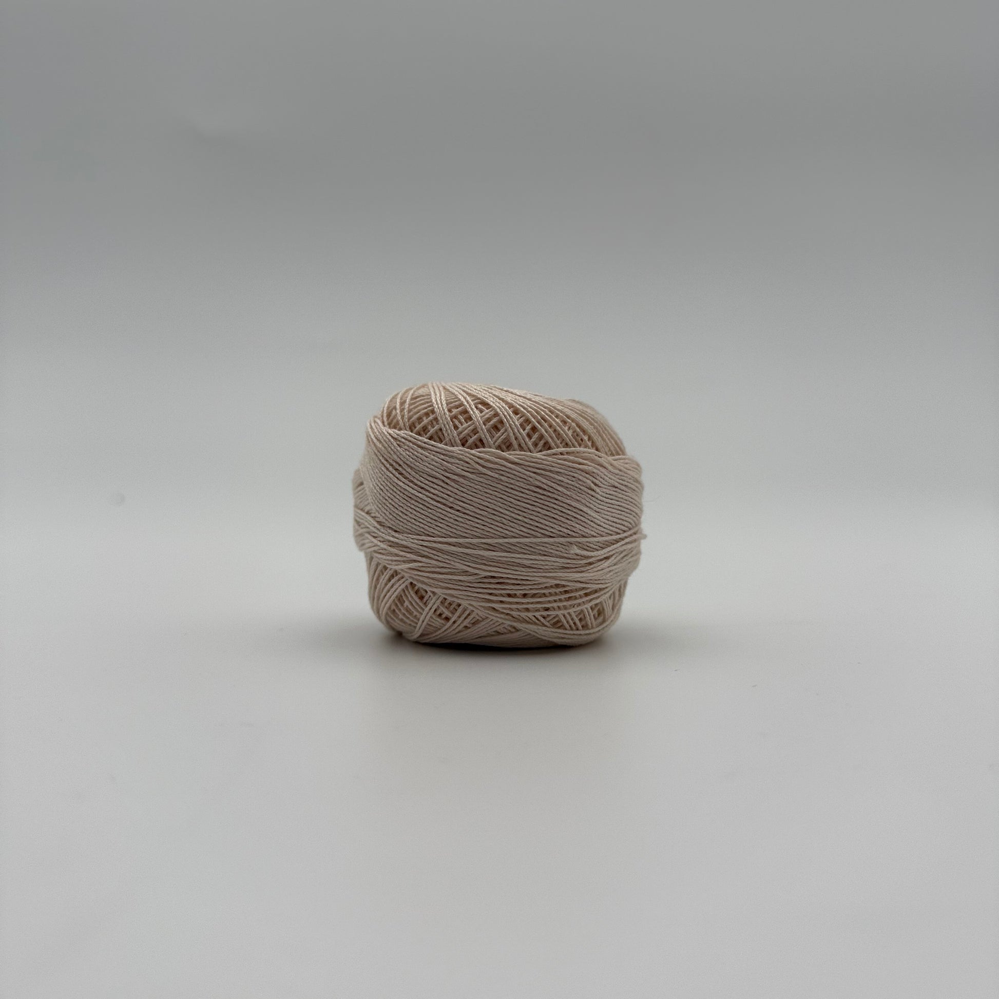 Fils coton pour broder ou crocheter A-48