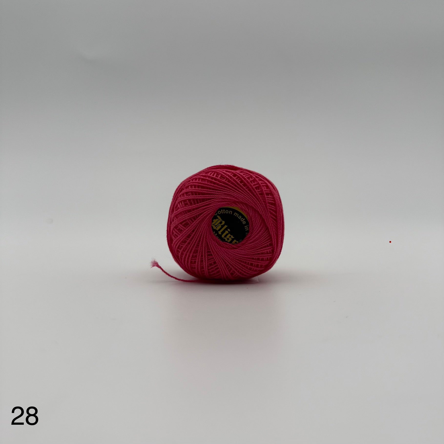 Fils coton pour broder ou crocheter 28