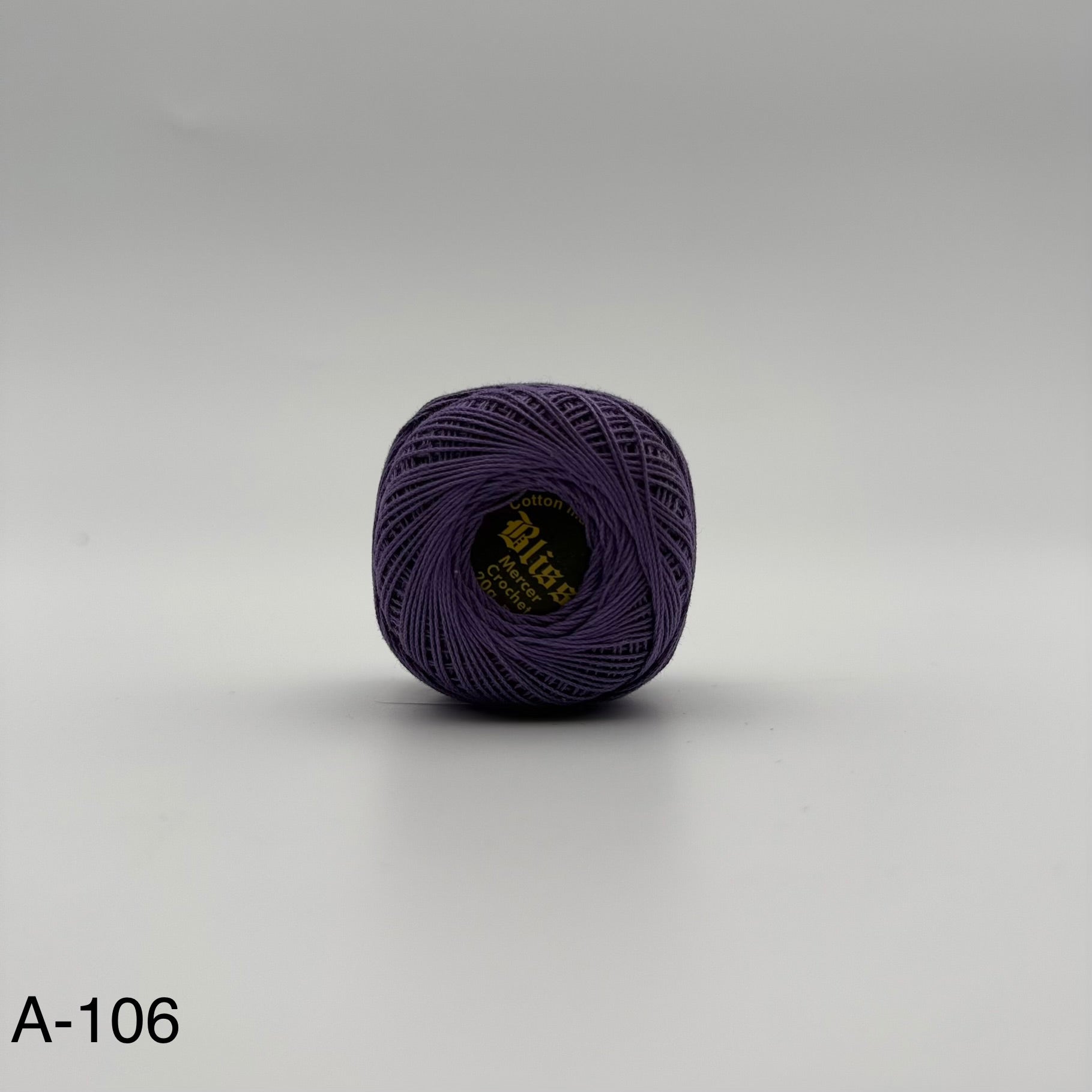 Fils coton pour broder ou crocheter A-106