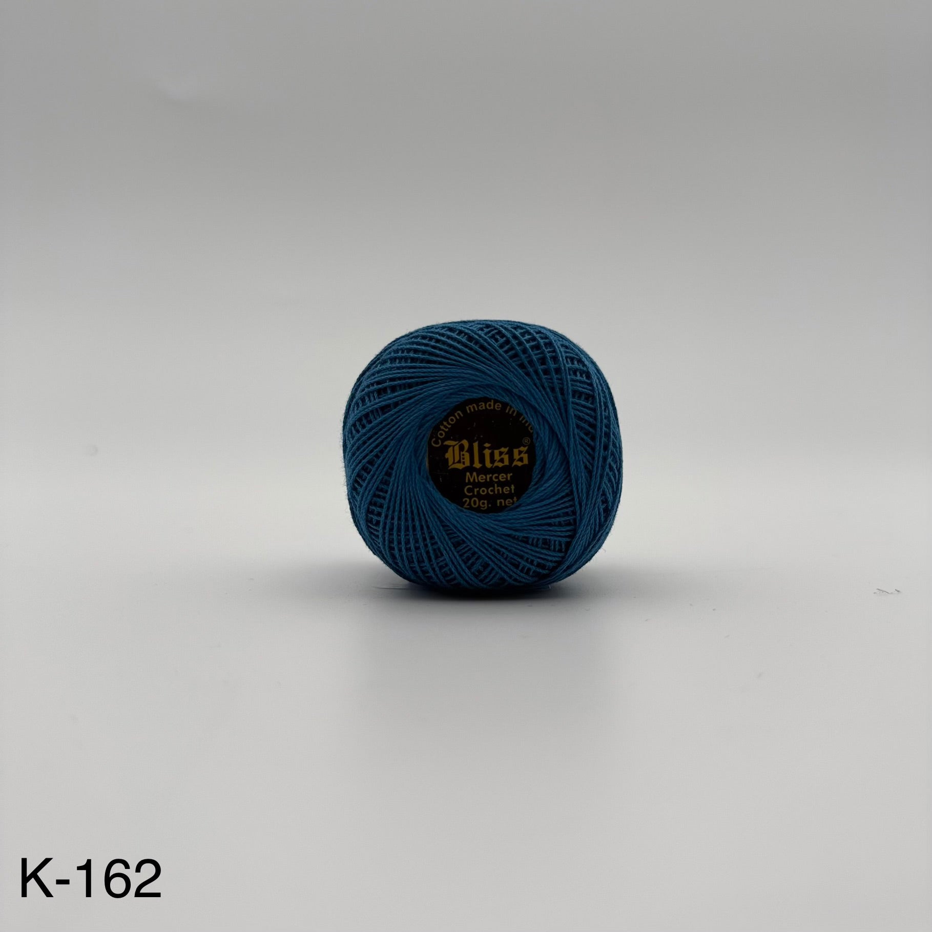 Fils coton pour broder ou crocheter K-162