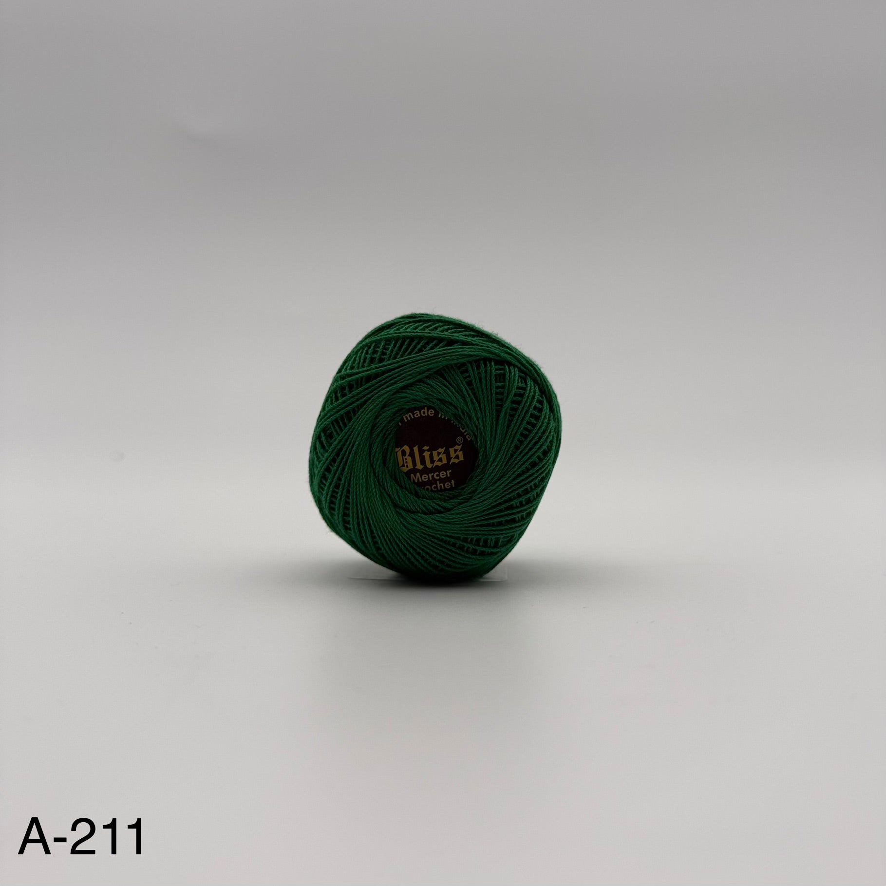 Fils coton pour broder ou crocheter A-211