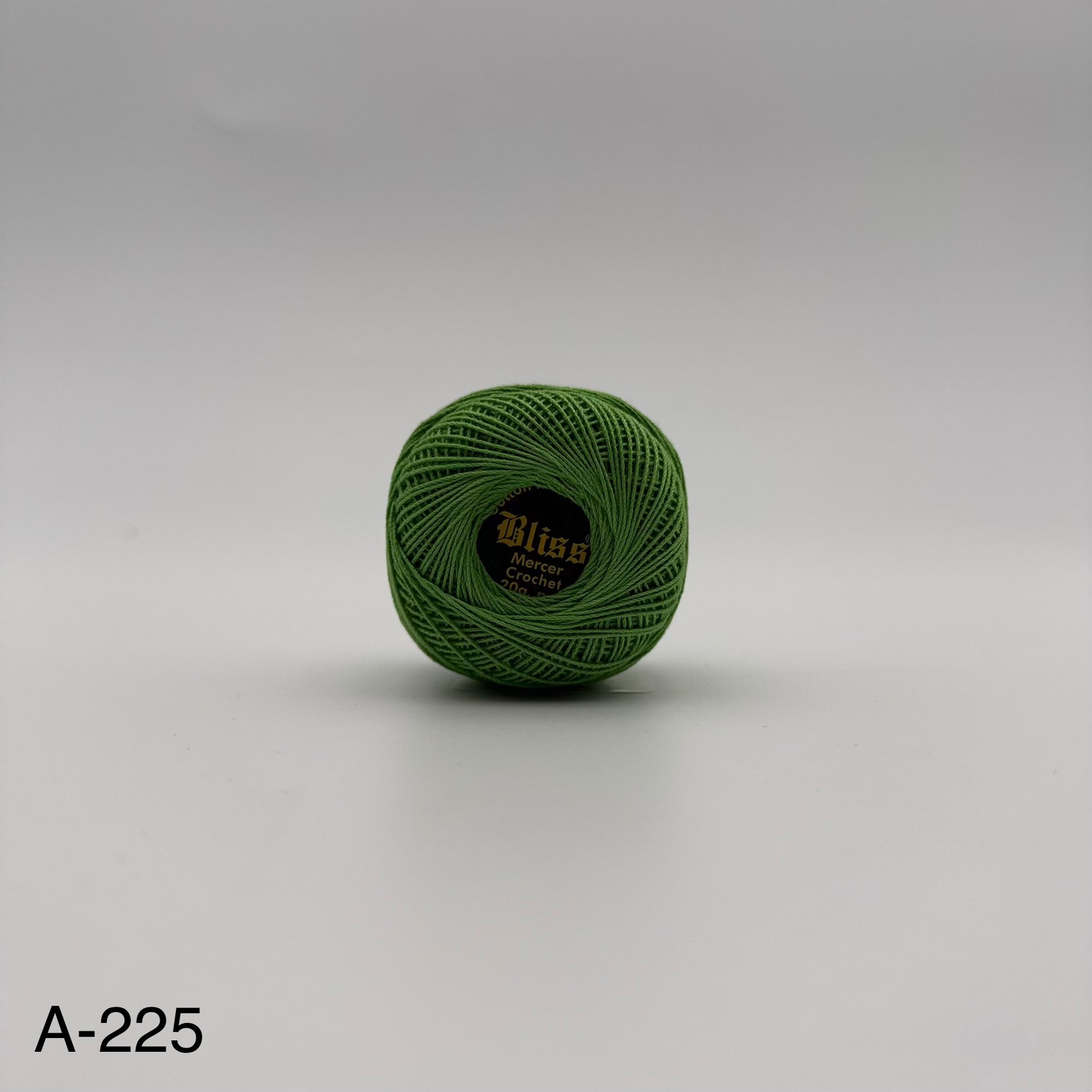 Fils coton pour broder ou crocheter A-225