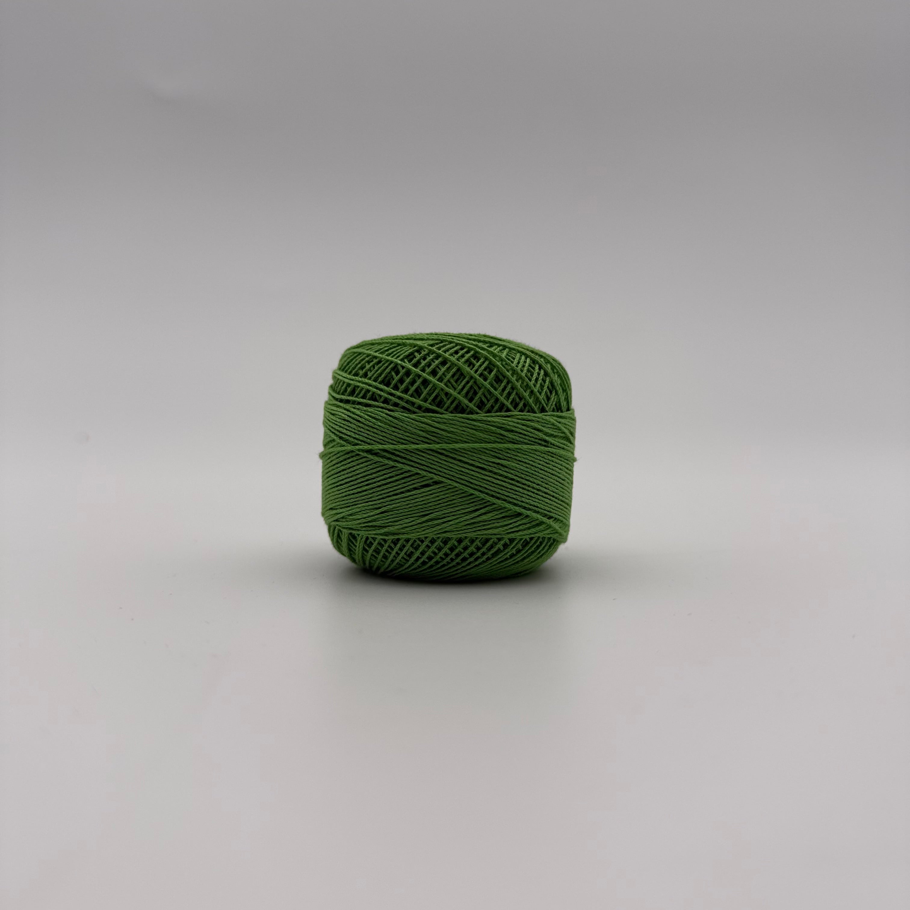 Fils coton pour broder ou crocheter A-225