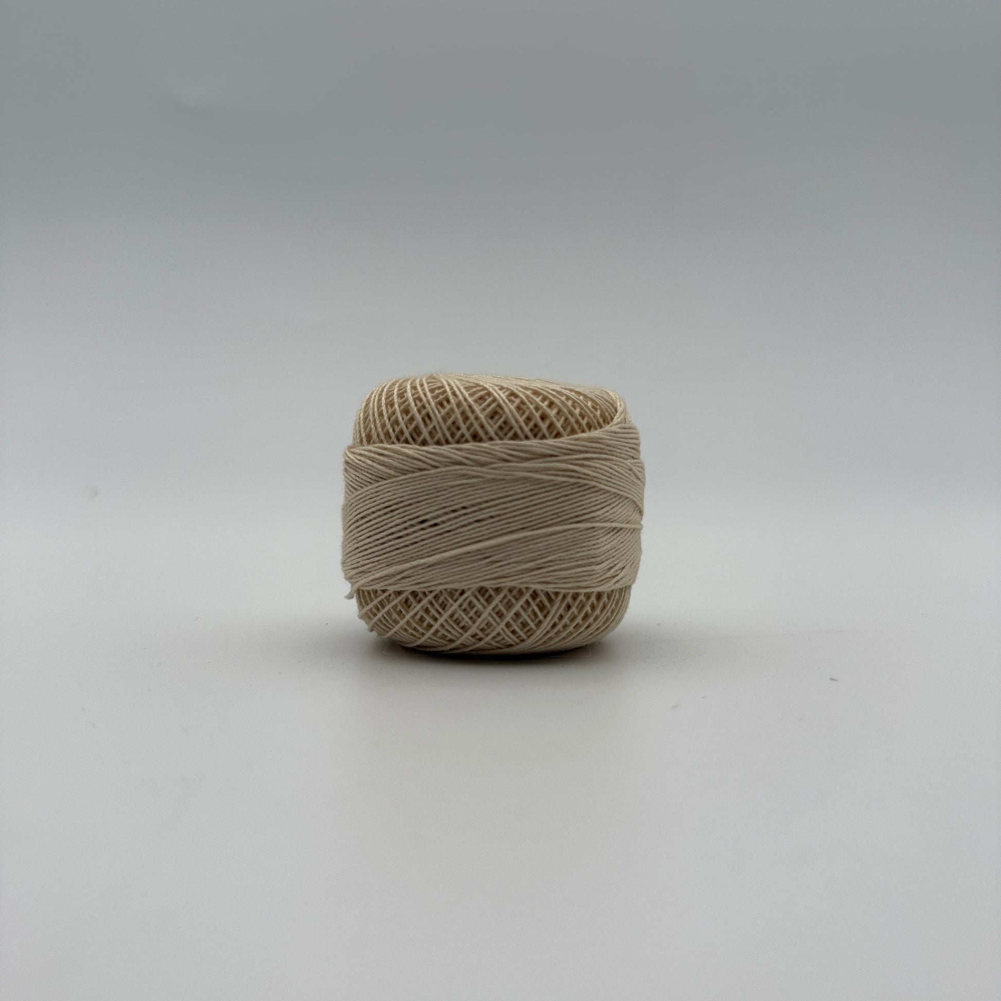 Fils coton pour broder ou crocheter A-300