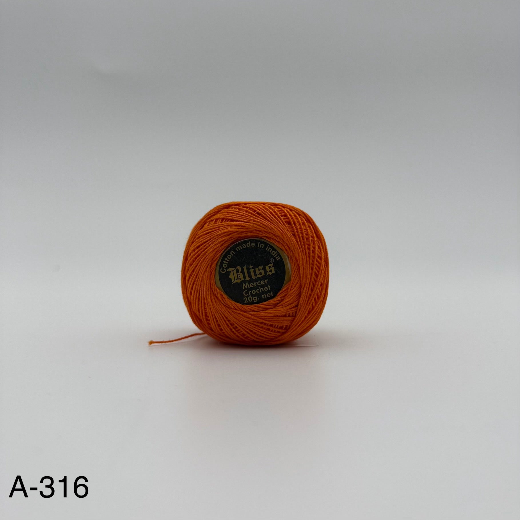 Fils coton pour broder ou crocheter A-316