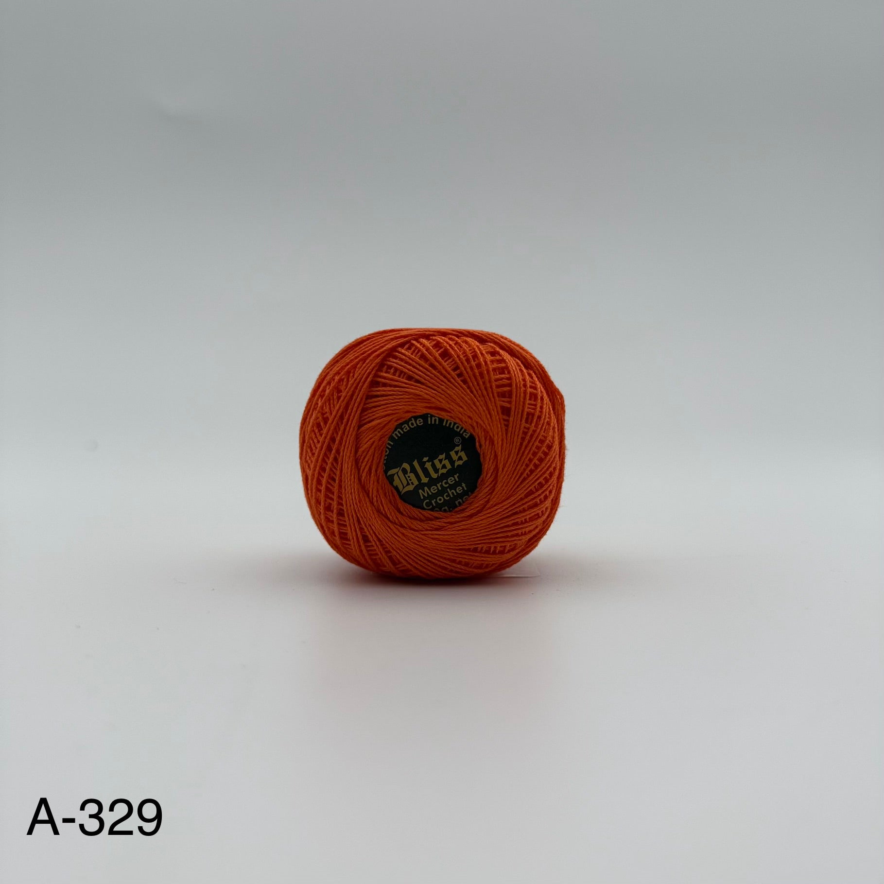 Fils coton pour broder ou crocheter A-329