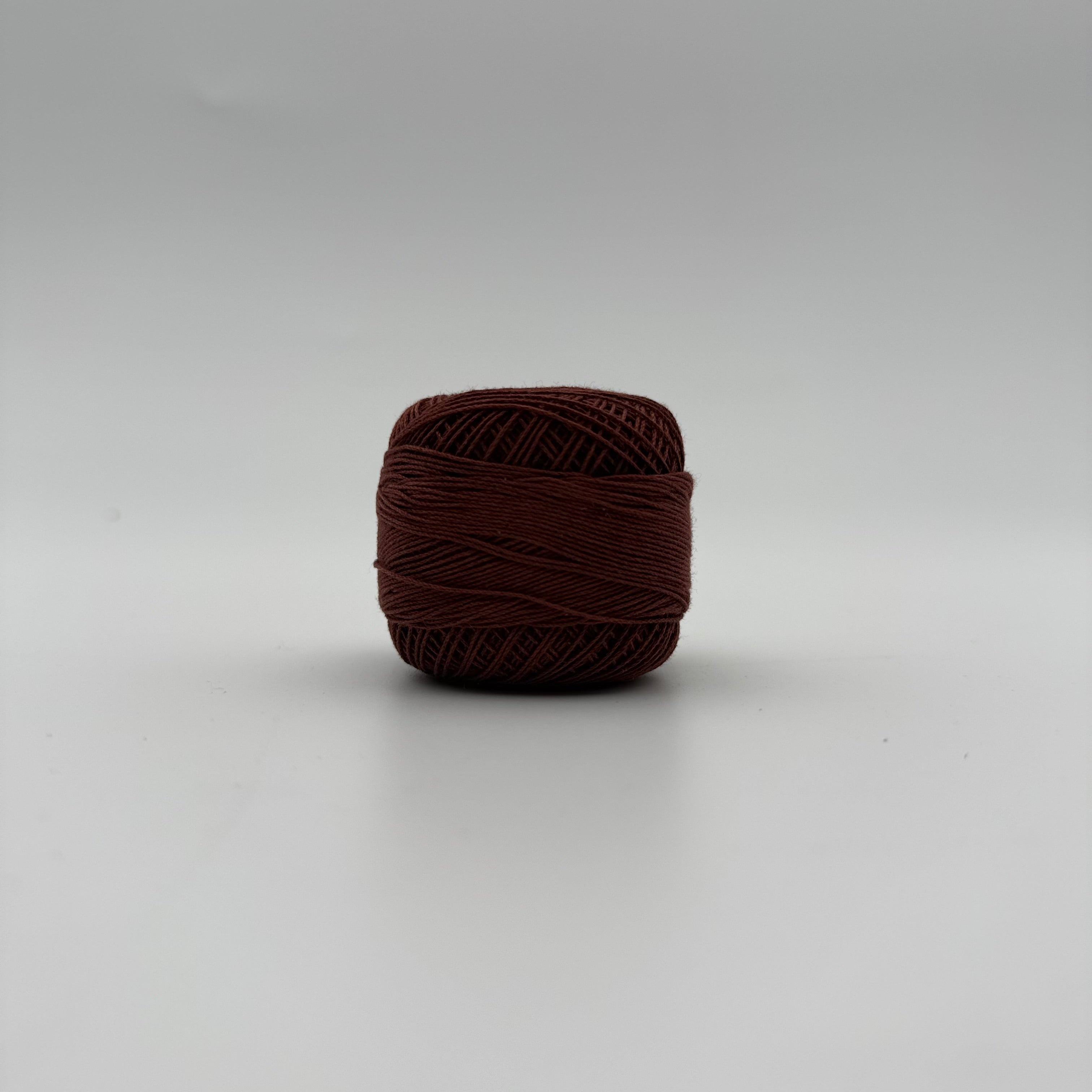 Fils coton pour broder ou crocheter A-352