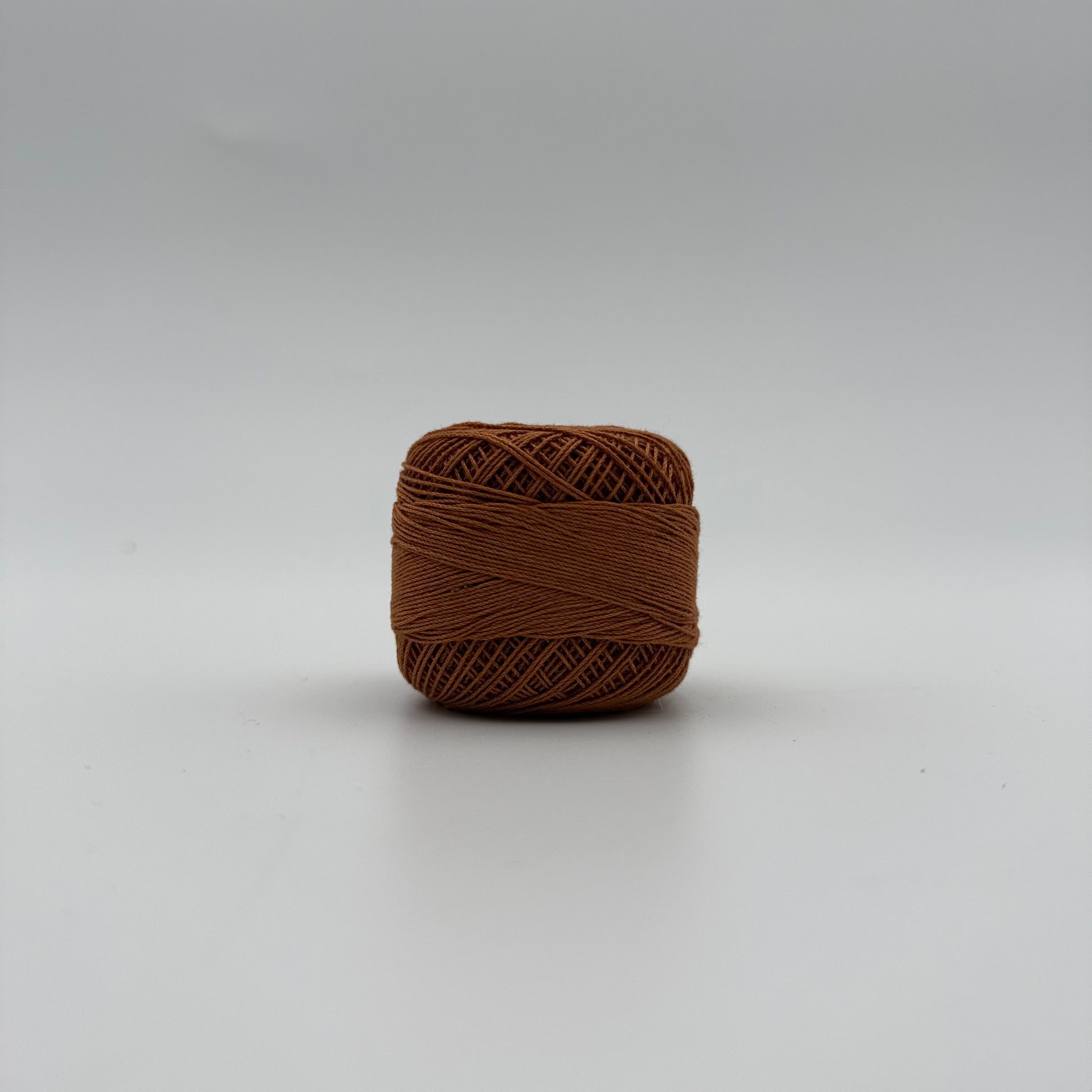 Fils coton pour broder ou crocheter A-355