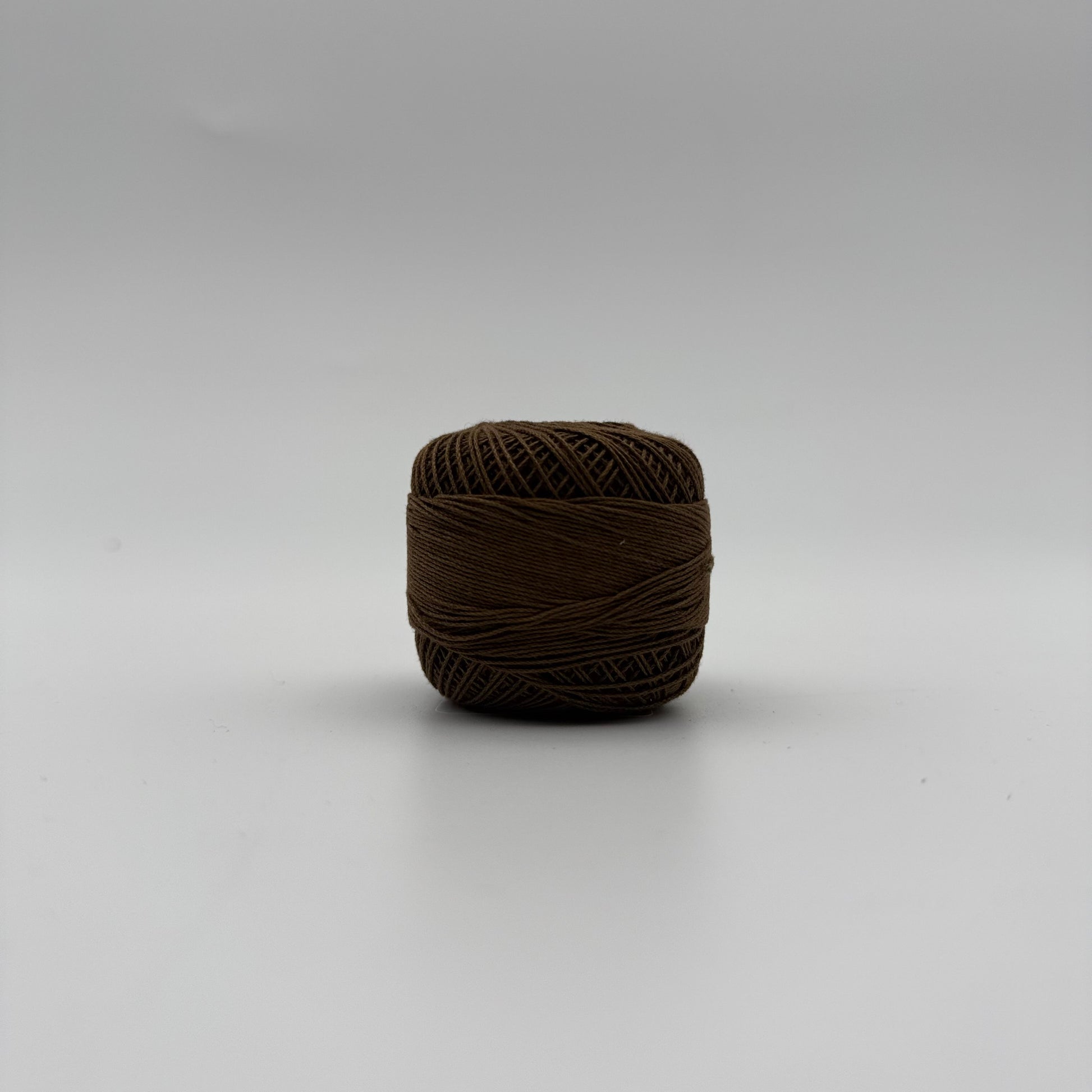 Fils coton pour broder ou crocheter A-358