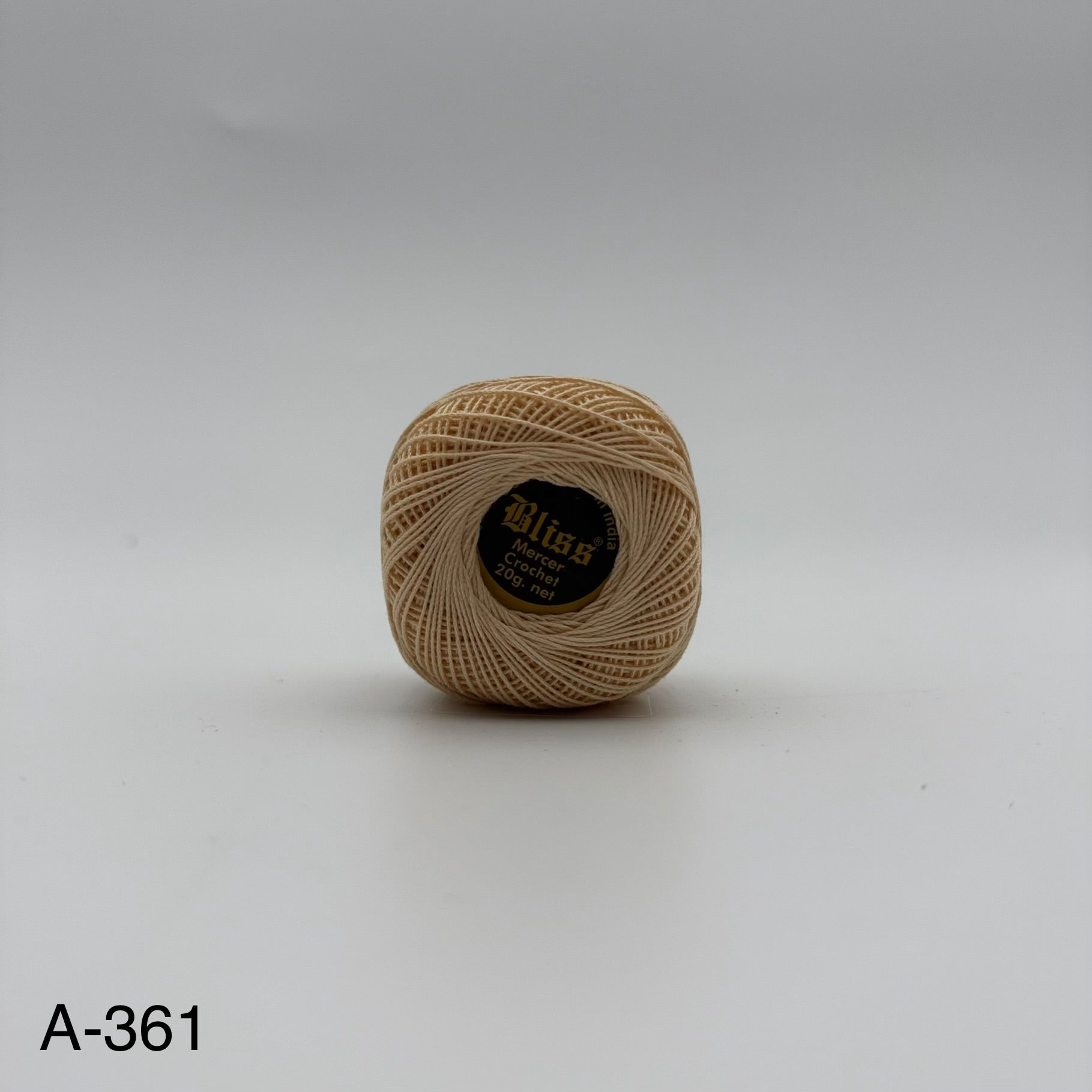 Fils coton pour broder ou crocheter A-361