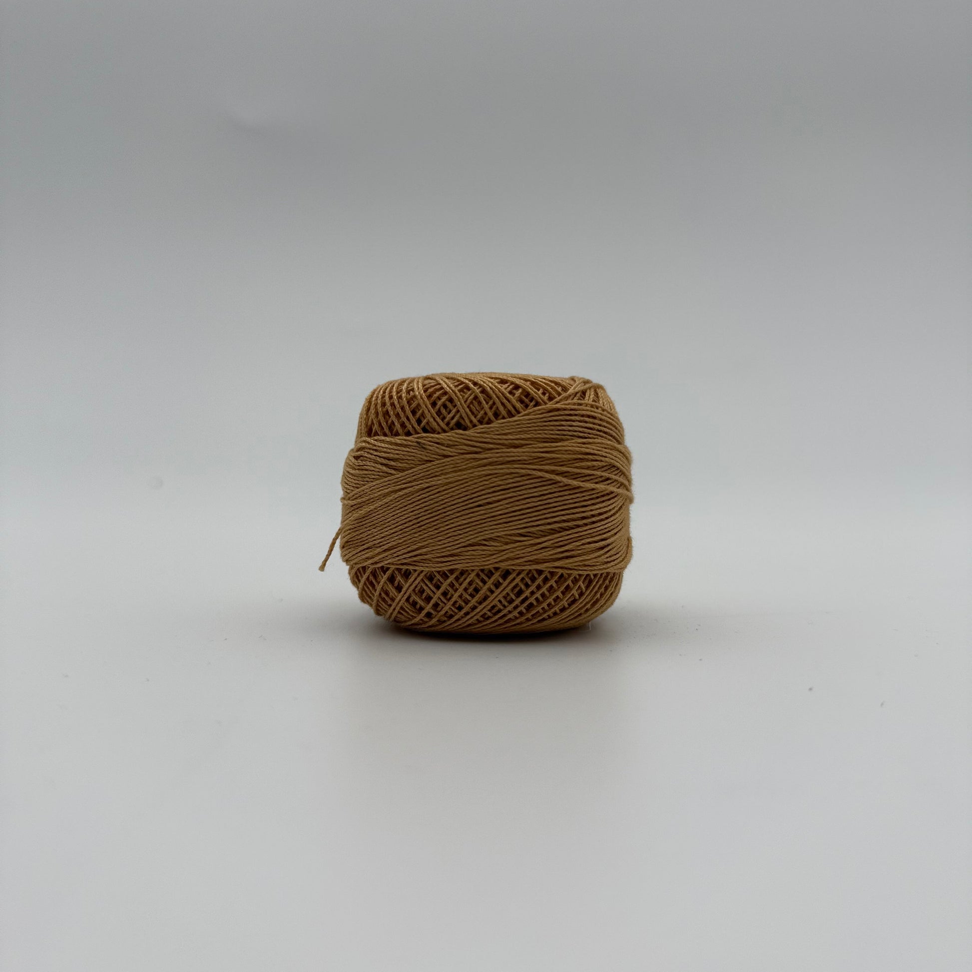 Fils coton pour broder ou crocheter A-363
