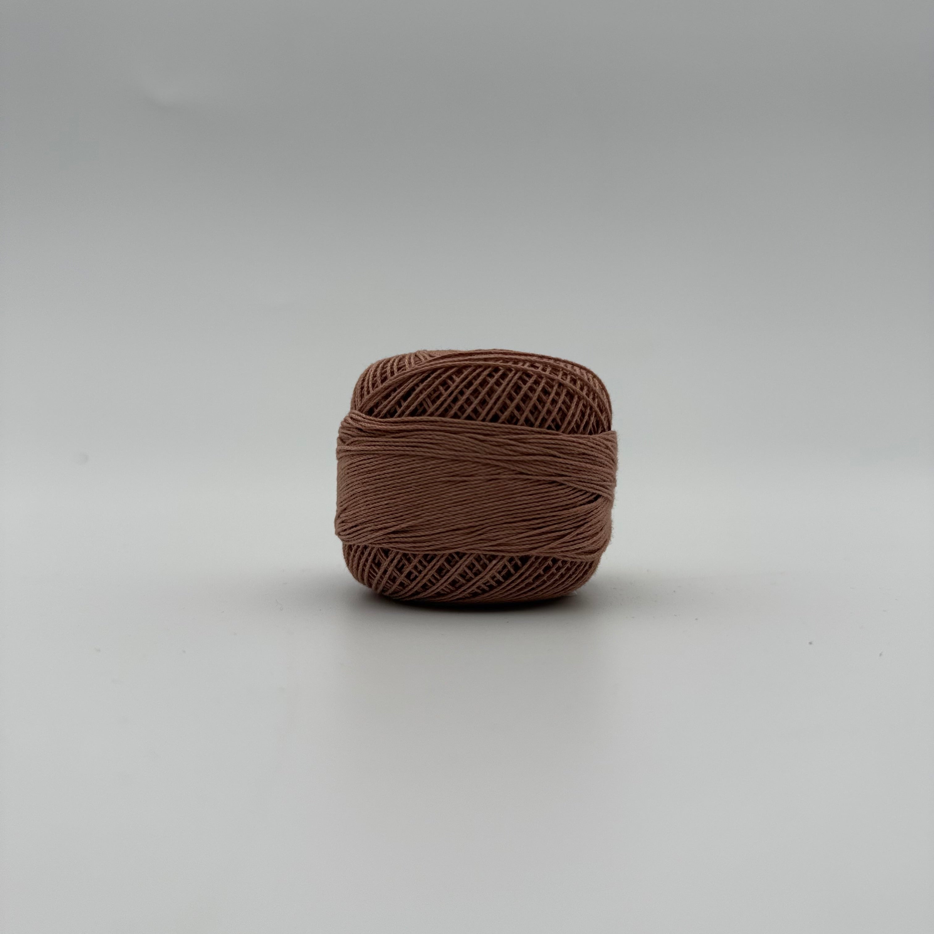 Fils coton pour broder ou crocheter A-378