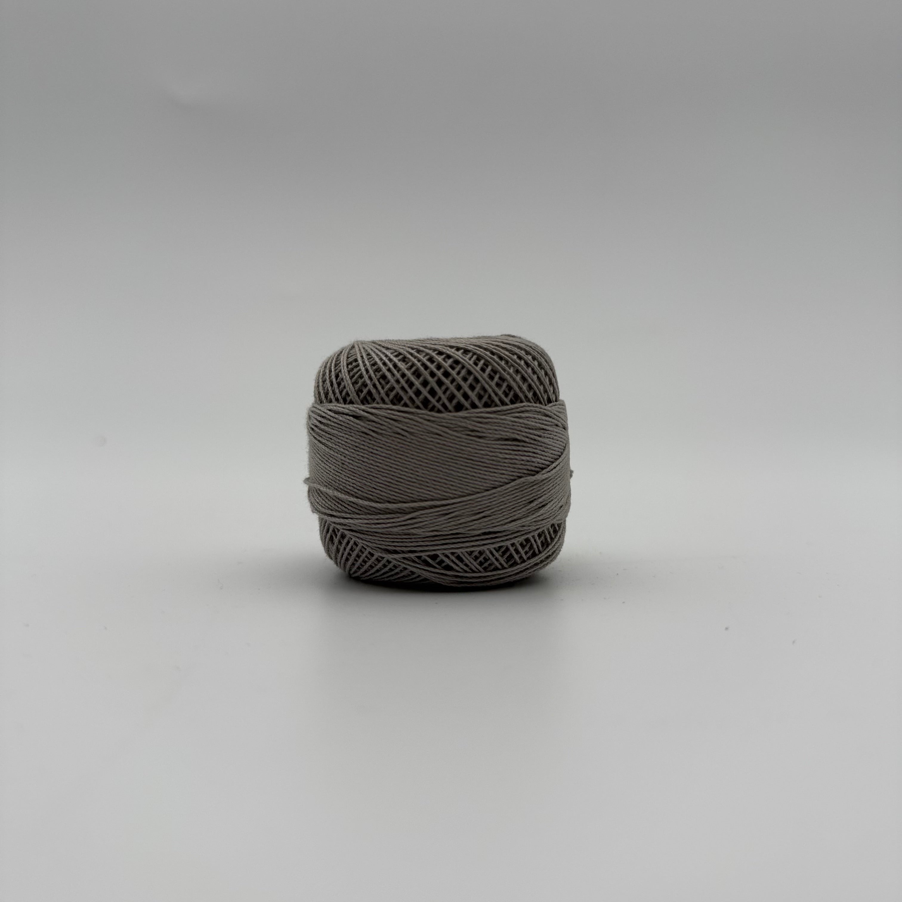 Fils coton pour broder ou crocheter A-394