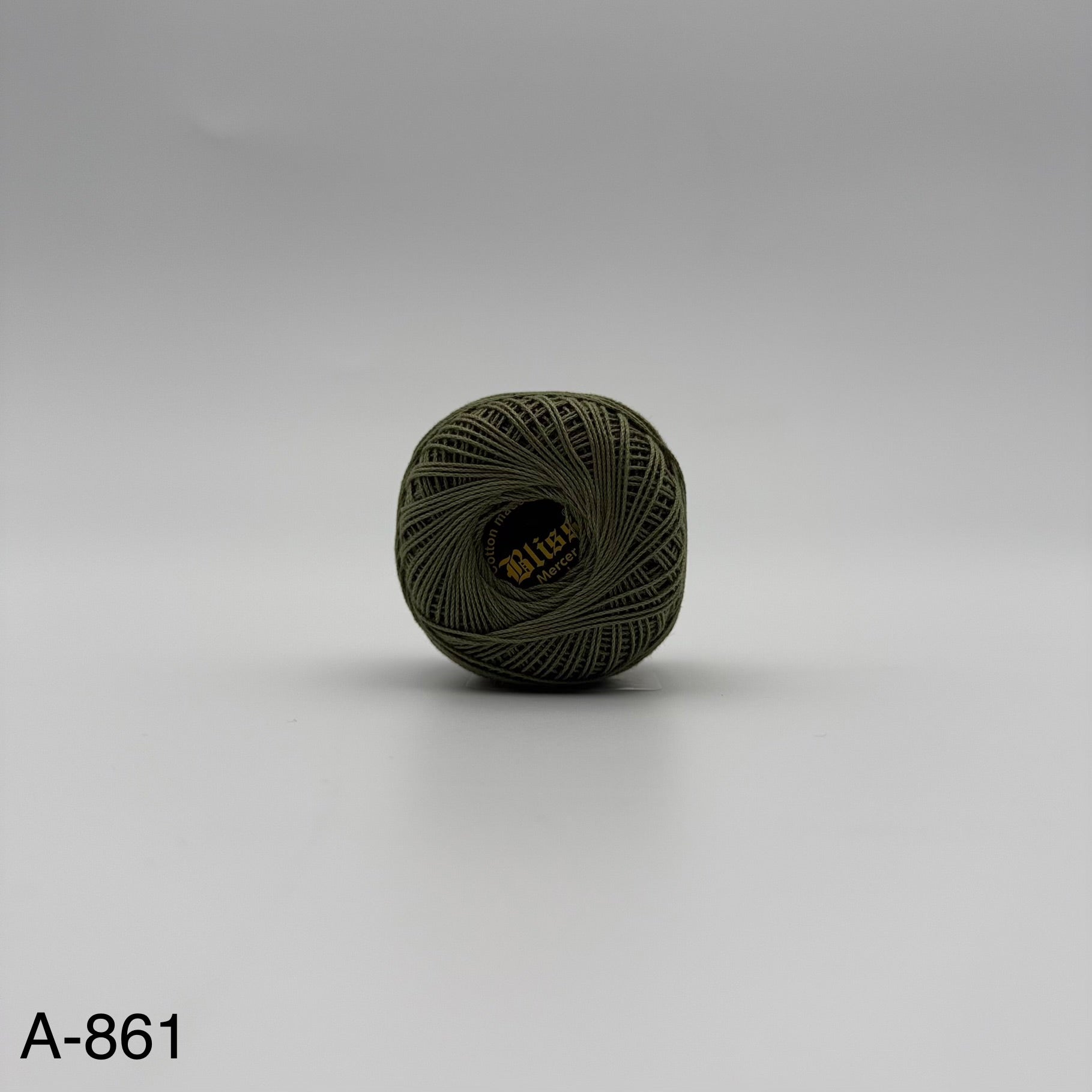 Fils coton pour broder ou crocheter A-861