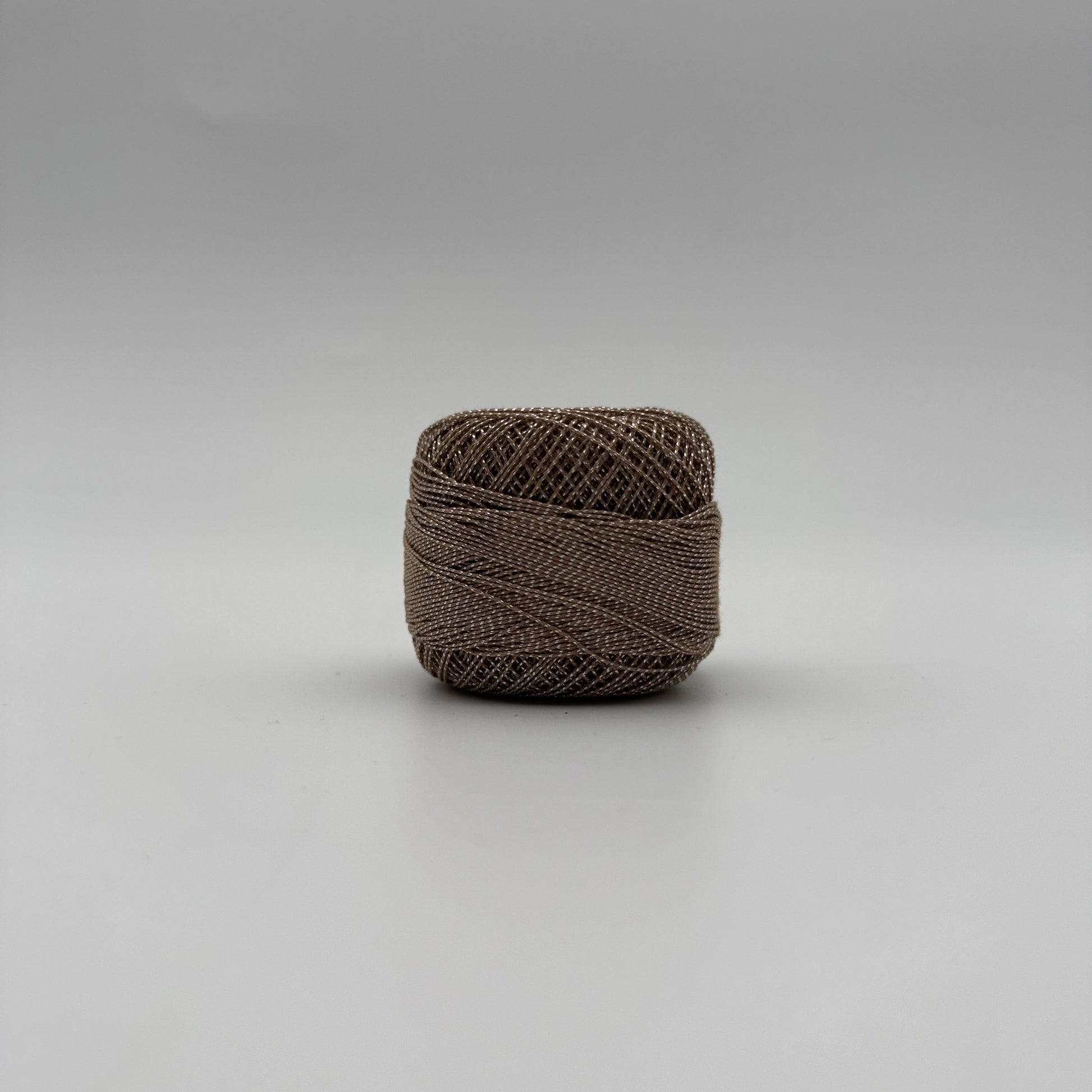 Fils coton bicolore et lurex pour broder ou crocheter BD-2138