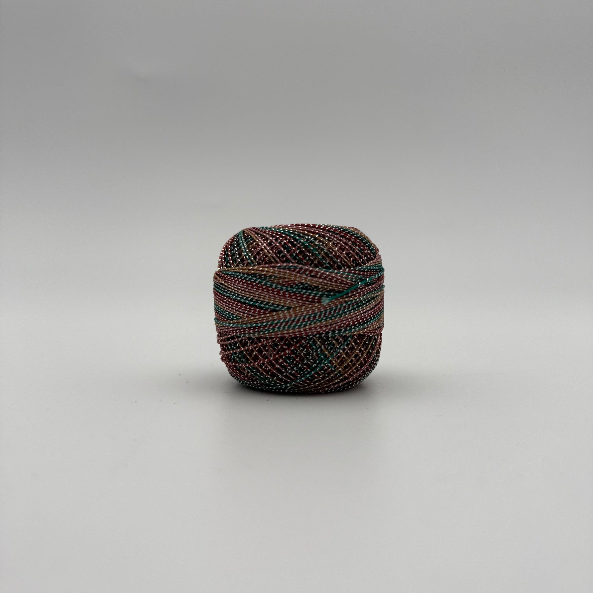 Fils coton bicolore et lurex pour broder ou crocheter 2593