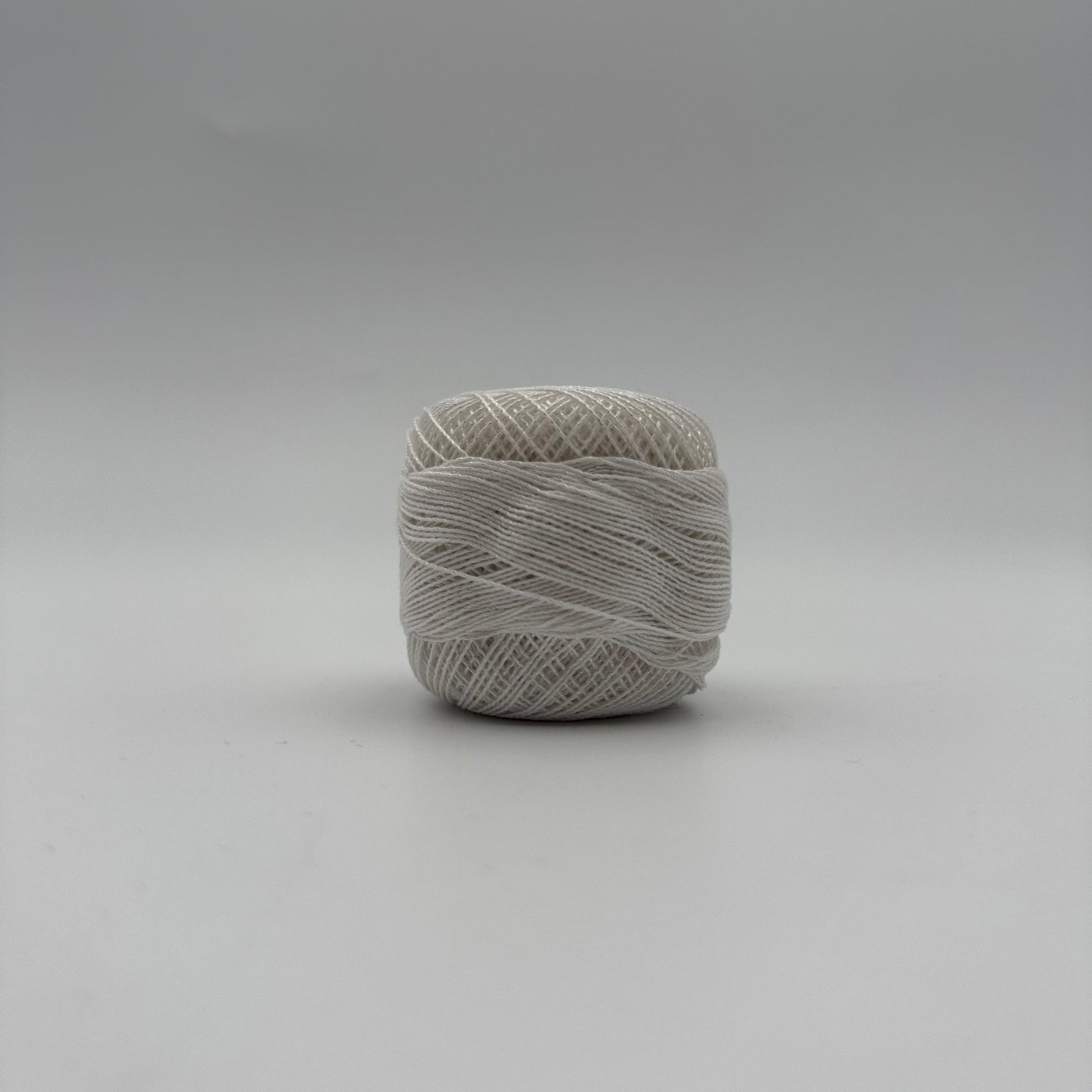 Fils coton bicolore et lurex pour broder ou crocheter BD-4000