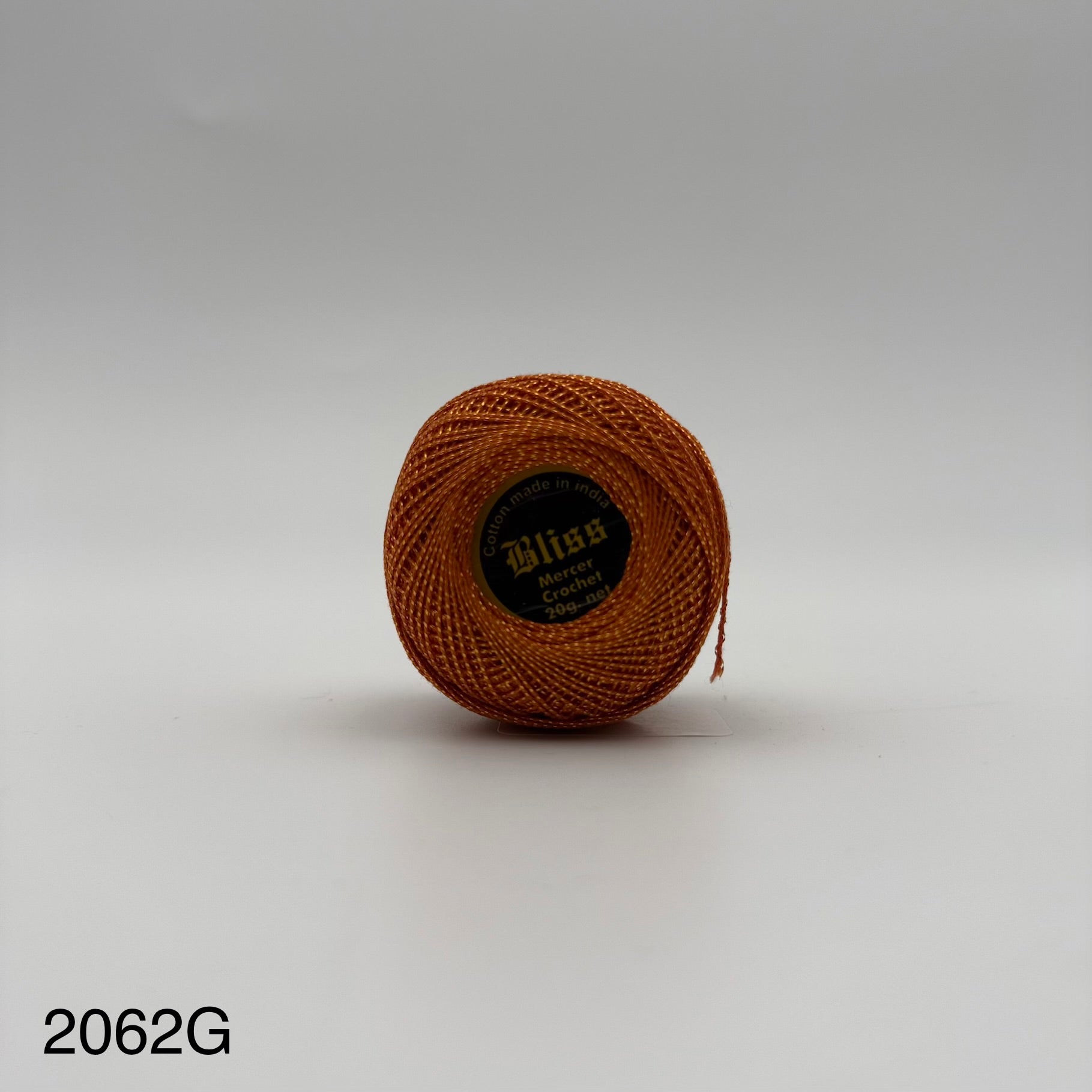Fils coton bicolore et lurex pour broder ou crocheter 2062G