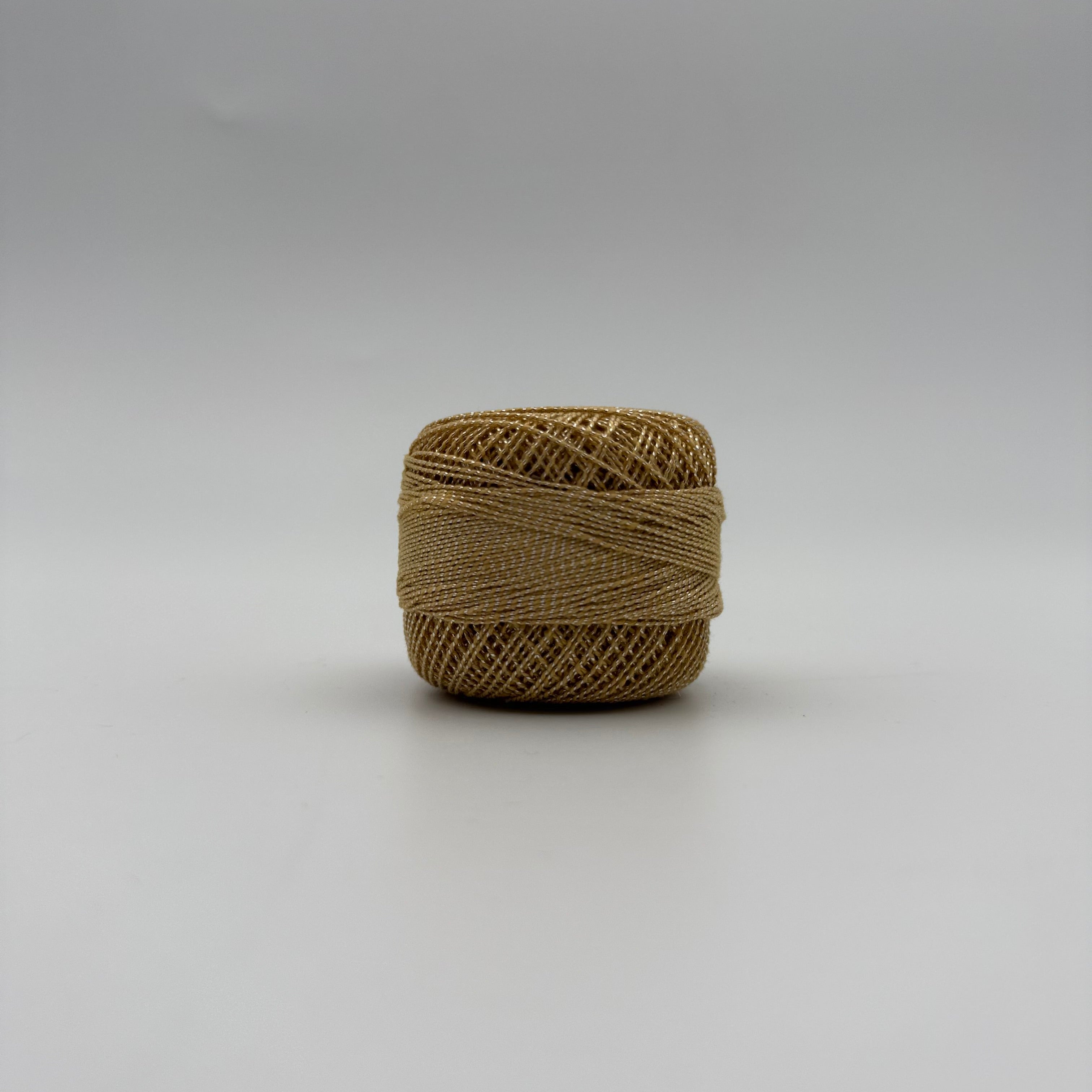 Fils coton bicolore et lurex pour broder ou crocheter 2073