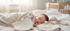 Peluche lapin Lucian et Lena  Bukowski Design en situation – doudou bébé doux et rassurant, idéal comme cadeau de naissance – Tawus