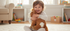 Peluche vache Madison Bukowski Design en situation – doudou bébé doux et rassurant, idéal comme cadeau de naissance – Tawus