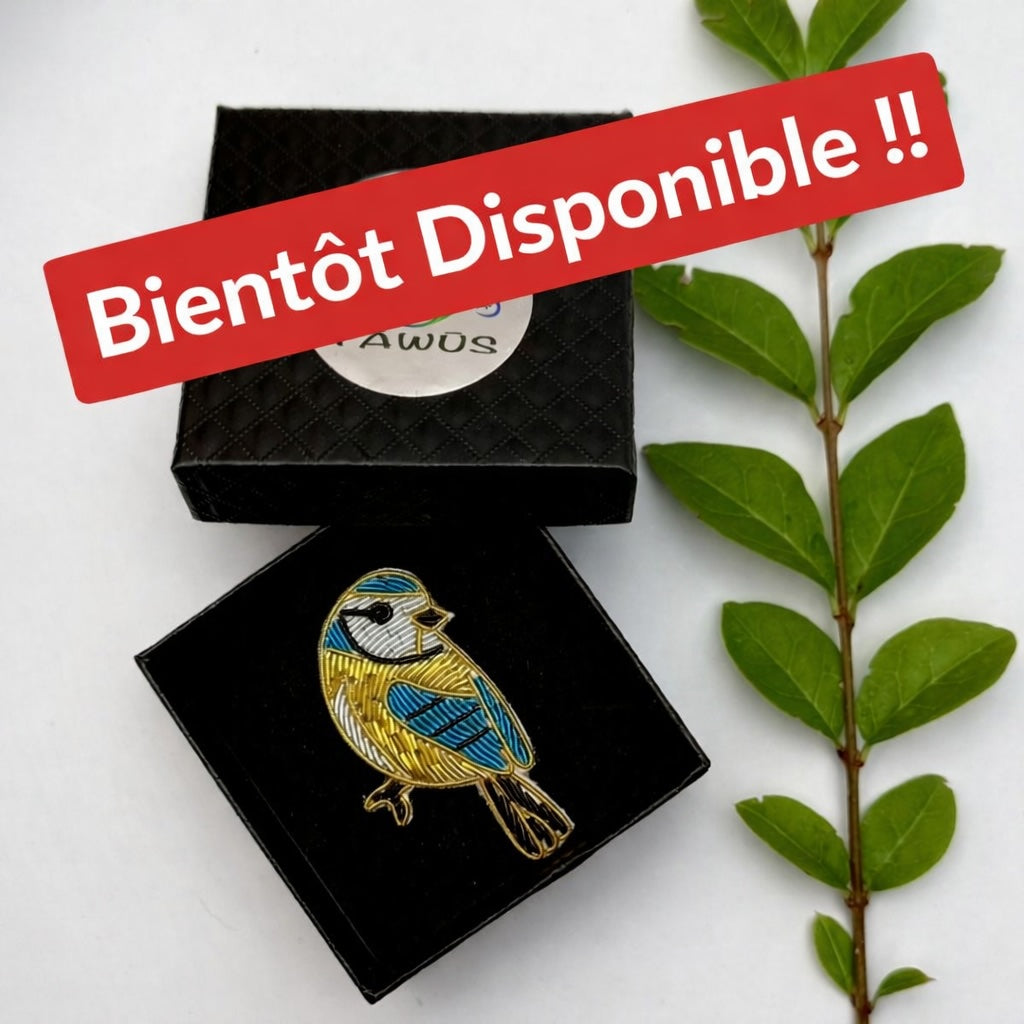 Broche Mésange brodée à la main